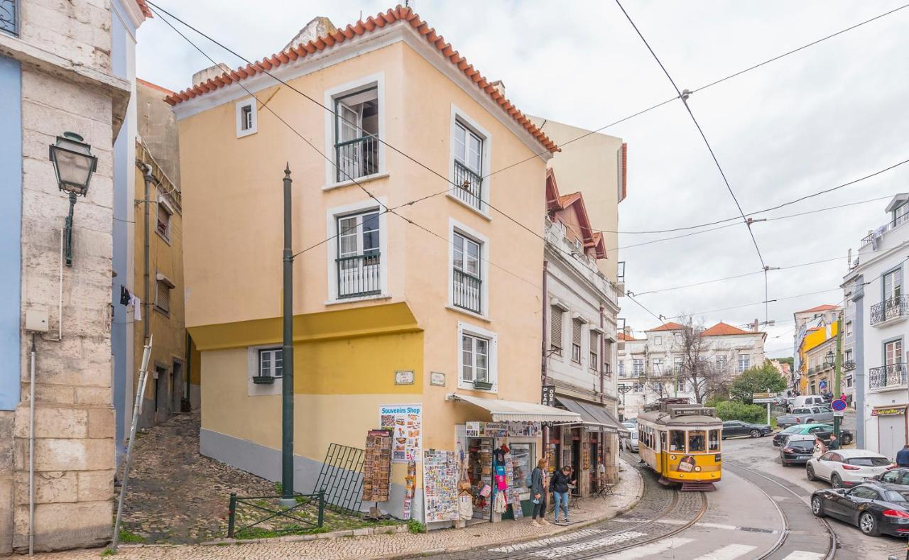 Typical Apartment Alfama-Center Lisboa Exteriör bild