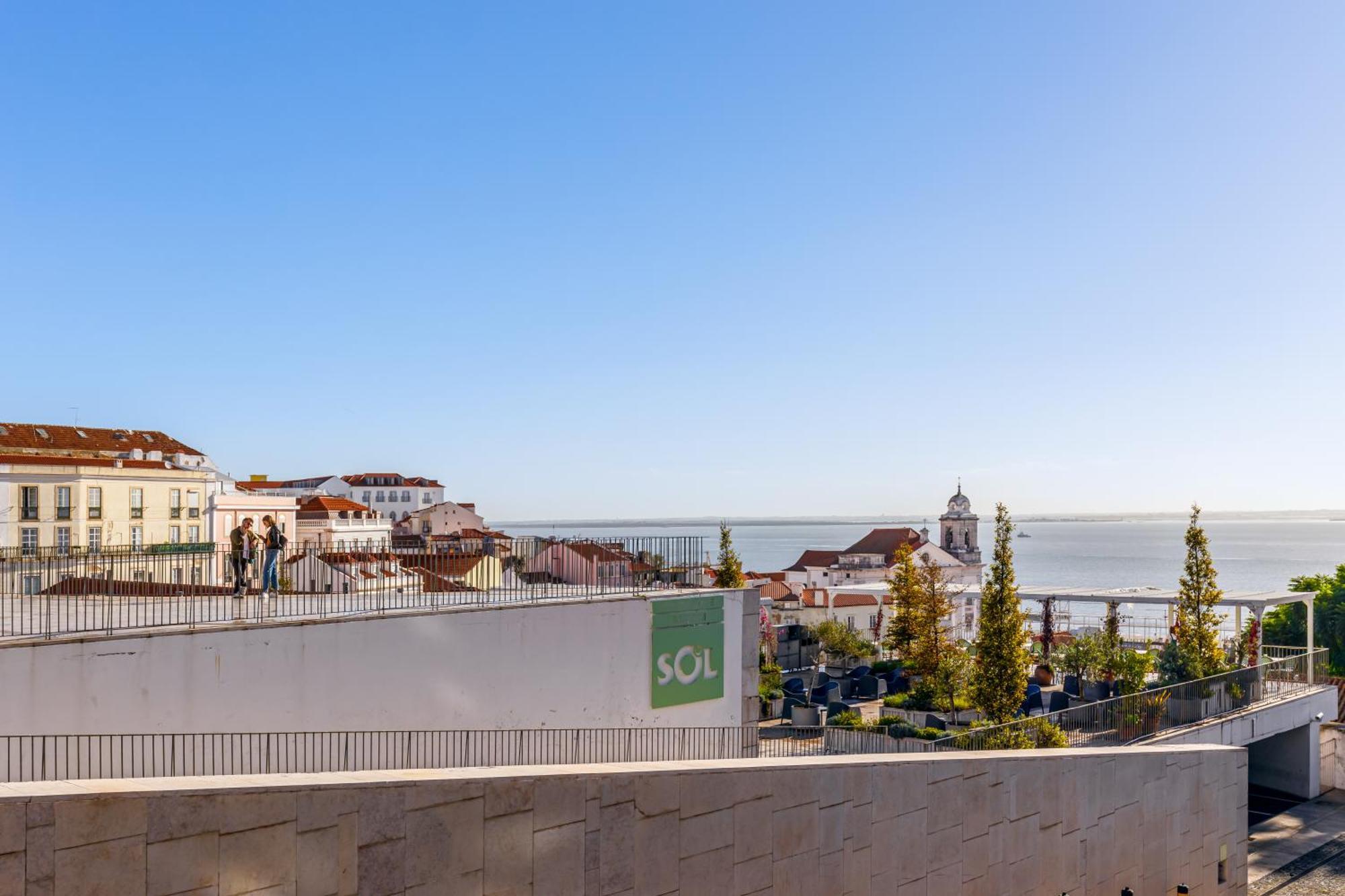 Typical Apartment Alfama-Center Lisboa Exteriör bild