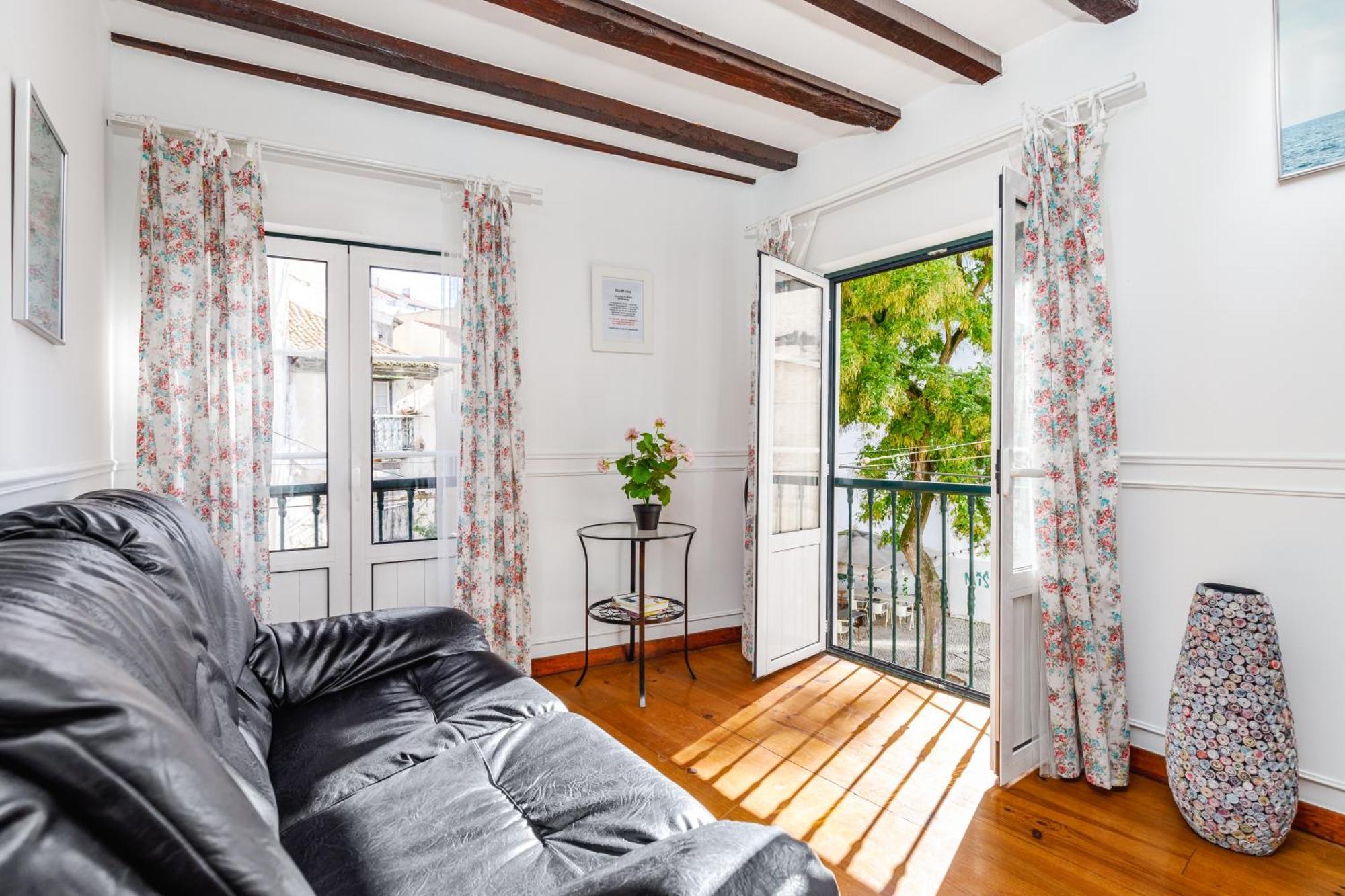Typical Apartment Alfama-Center Lisboa Exteriör bild